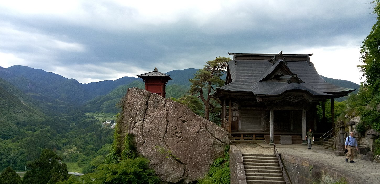 �R���@�J�R���i�E�j�Ɣ[�o���i���j