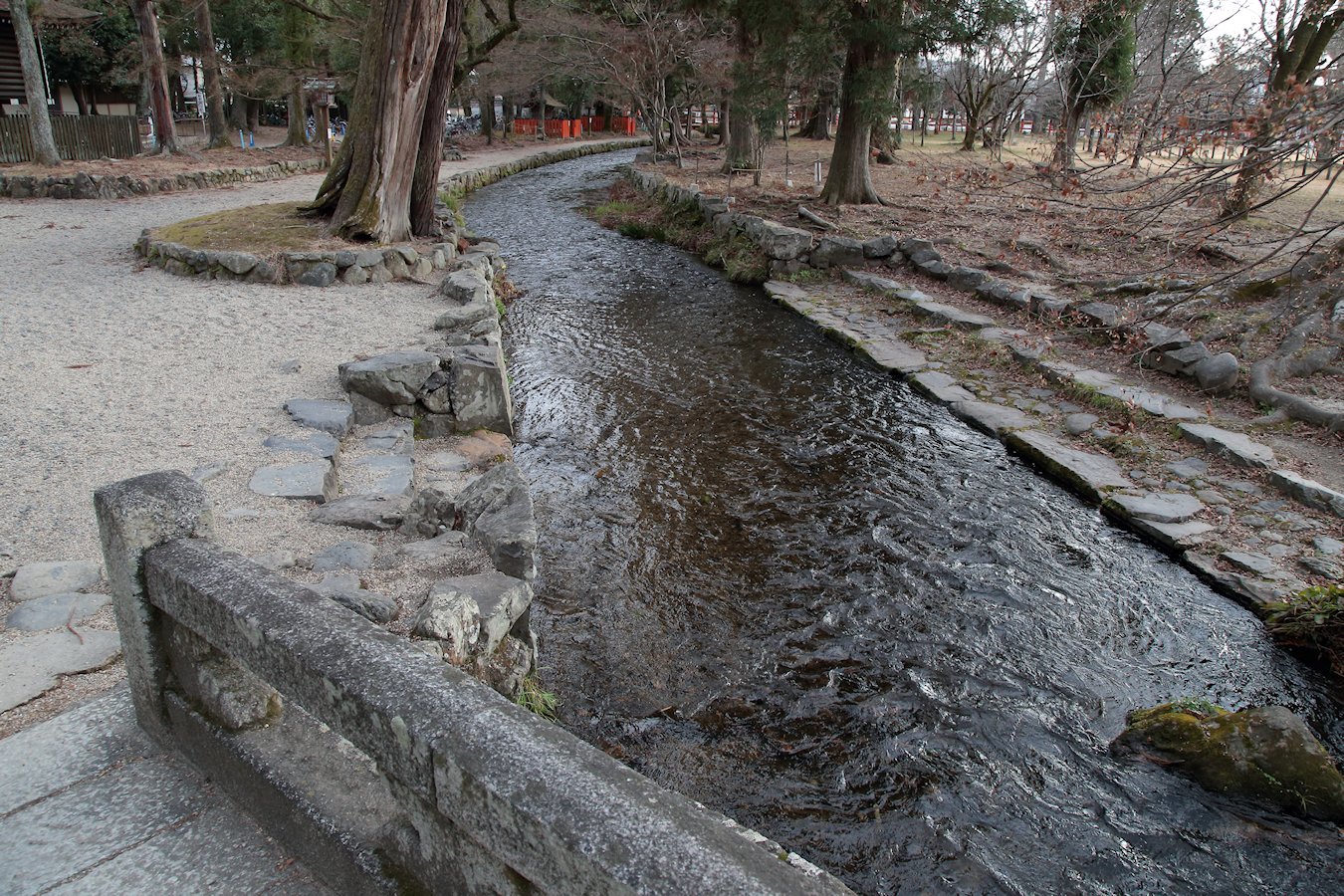 ���ΐ_�Ё@�Ȃ�̏���