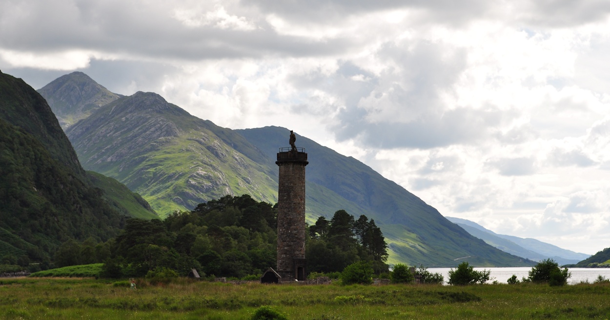 �O�����t�B�i���@�v�����X�E�`���[���Y�̃��j�������g�@�n�C�����h