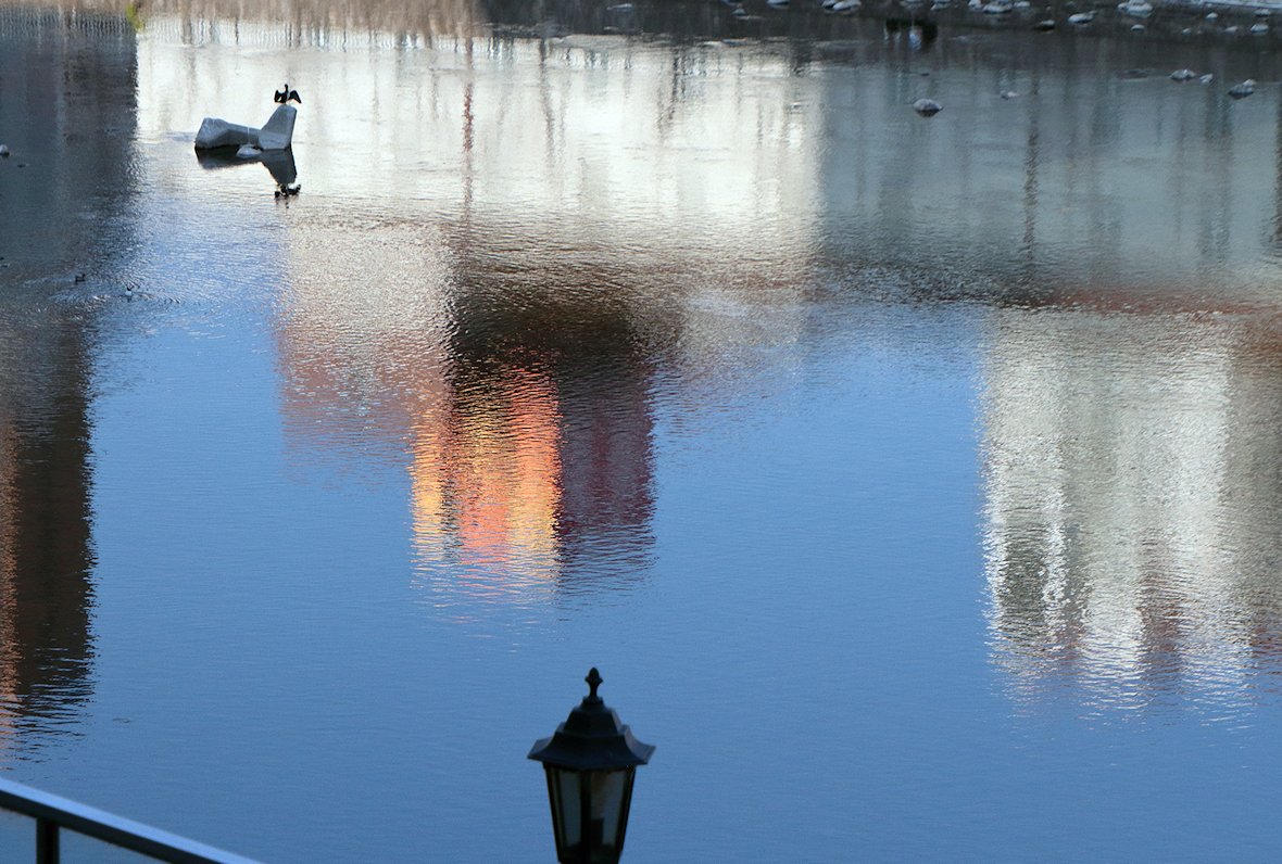 ����Ƀ}�K��